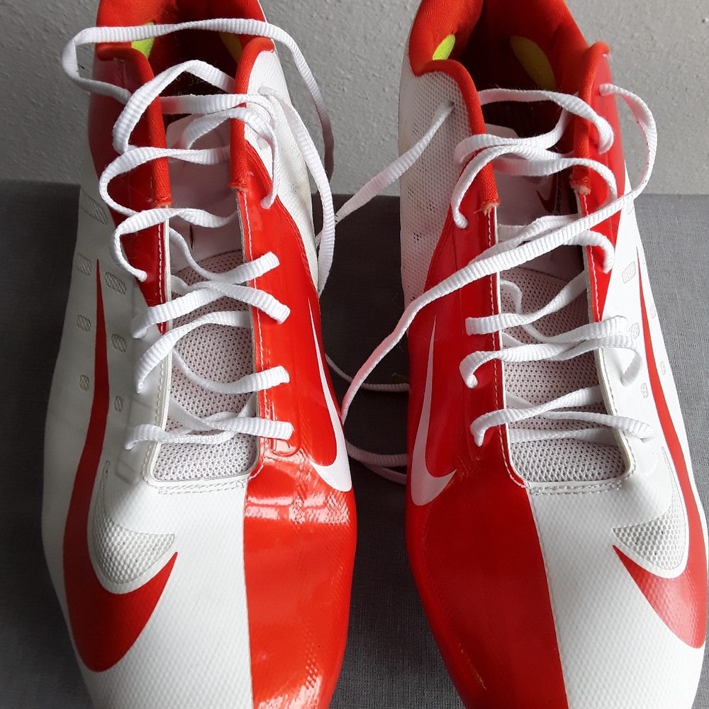 BIG SIZE 16 ORANGE & WHITE NIKE ATHLETIC SHOES.